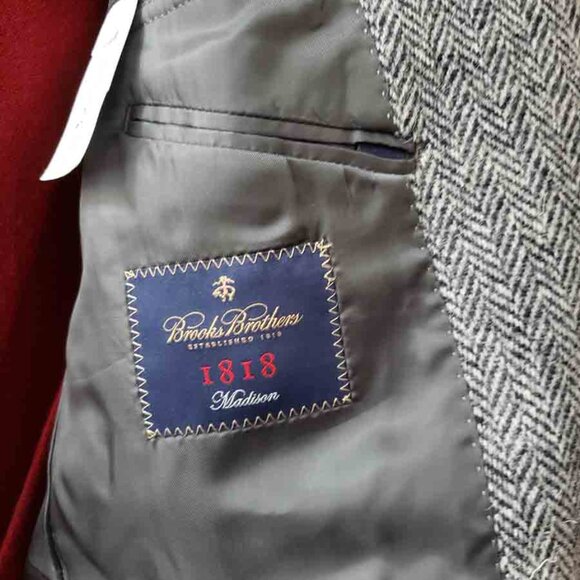 Brooks Brothers Harris Tweed Scotland Gray Wool Herringbone Blazer Size 44L - Picture 3 of 4